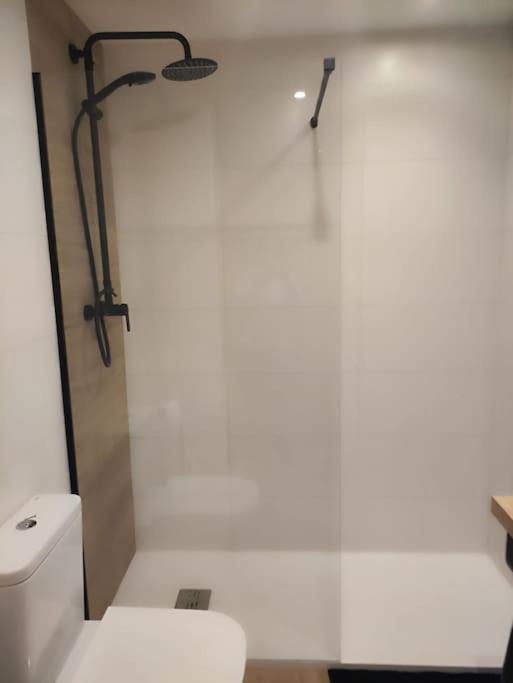 Apto Residencial En Rosesアパートメント エクステリア 写真