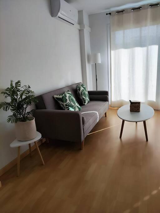 Apto Residencial En Rosesアパートメント エクステリア 写真