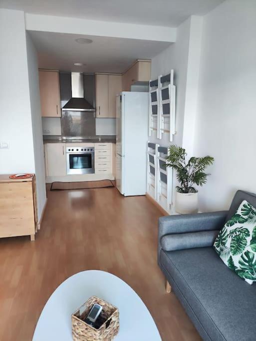Apto Residencial En Rosesアパートメント エクステリア 写真